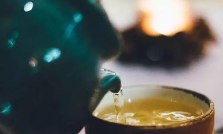 5 healthy drinks to keep your gut happy