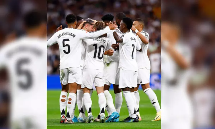 Real Madrid beats Villarreal 2-0 in La Liga but loses Carvajal to leg injury Real Madrid beats Villarreal 2-0 in La Liga but loses Carvajal to leg injury