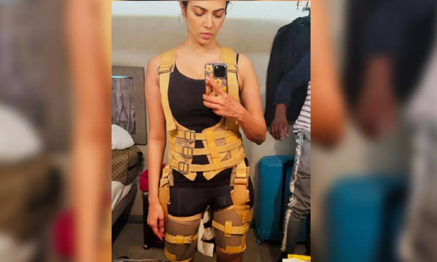 Malavika Mohanan shares a glimpse of her ‘challenging’ shoot prep Malavika Mohanan shares a glimpse of her ‘challenging’ shoot prep