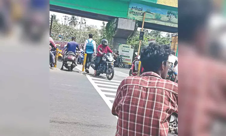 Chennai Citizen Connect: Commuters demand to repair faulty signal on NH in Tambaram