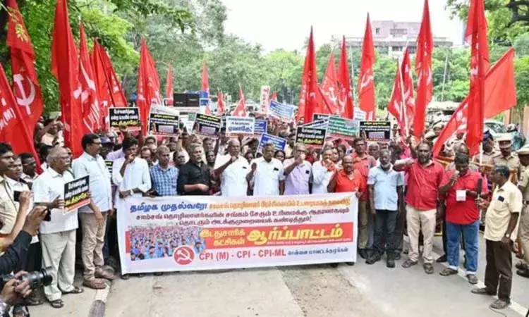 Samsung strike: DMK-CPM dial down heat as TN govt initiates talks with CITU, management Samsung strike: DMK-CPM dial down heat as TN govt initiates talks with CITU, management