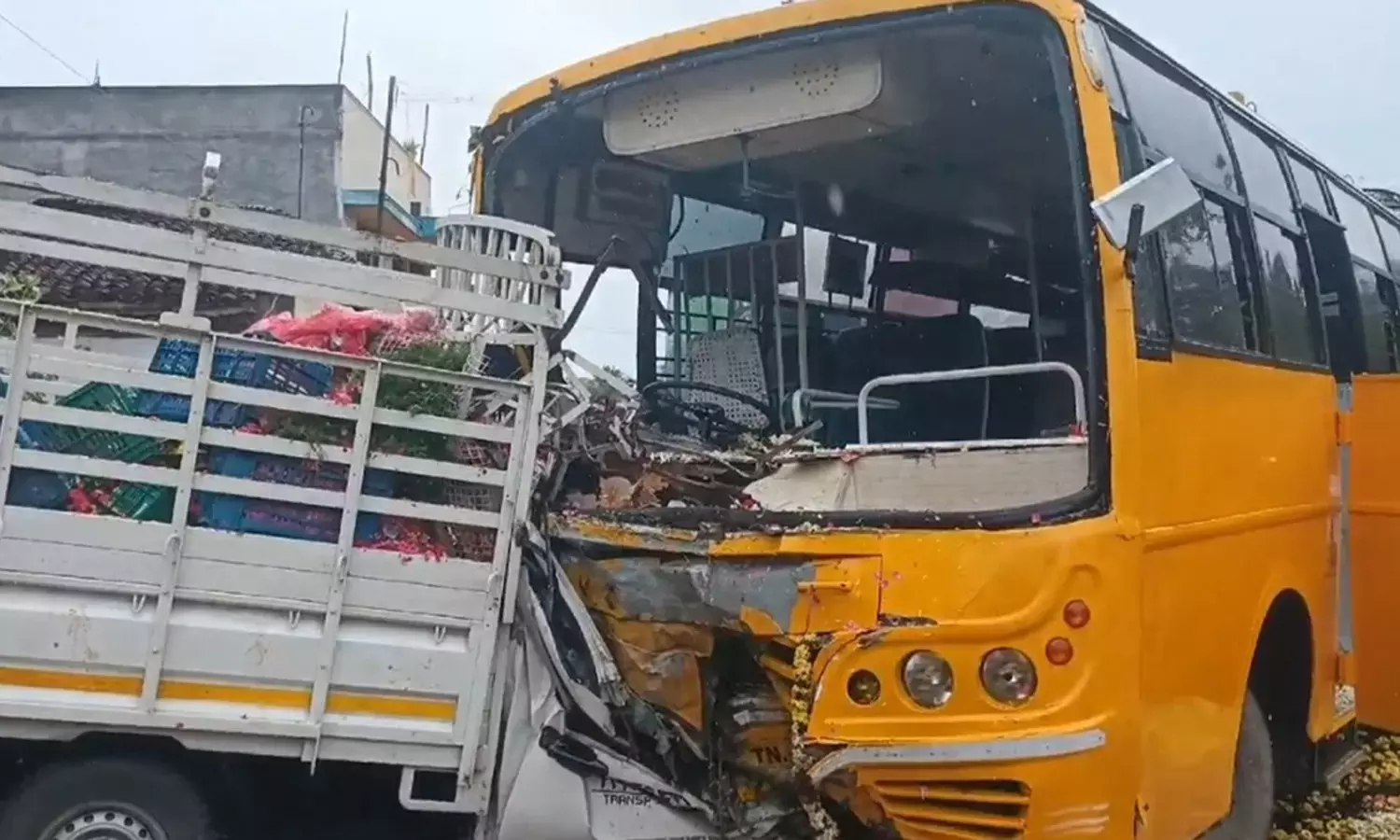 Two die as mini lorry collides with college bus in Thiruvidaimarudhur