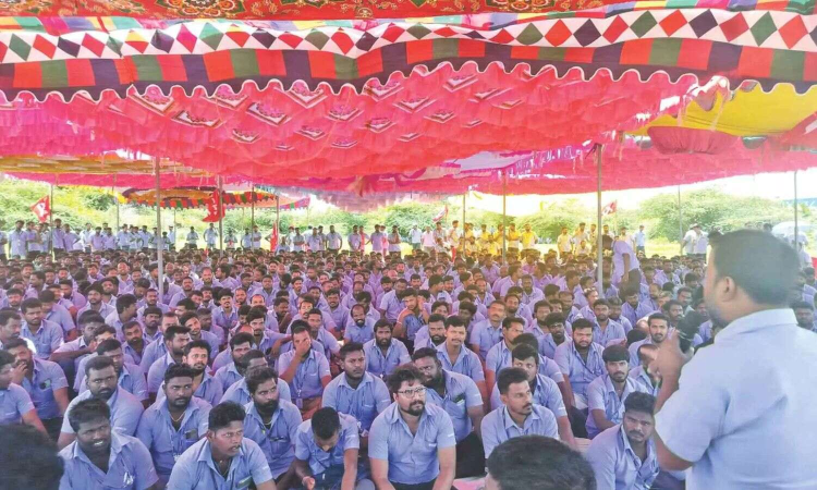 Samsung workers to resume work from today; no pay for protest period
