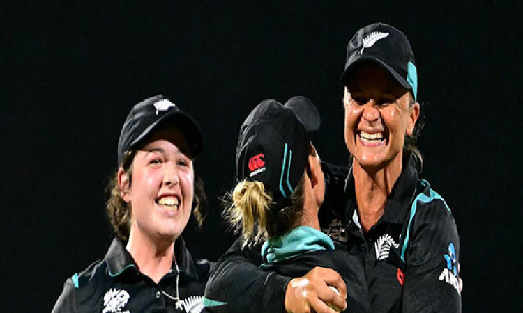 New Zealand wins maiden Women’s World T20 as SA falters New Zealand wins maiden Women’s World T20 as SA falters