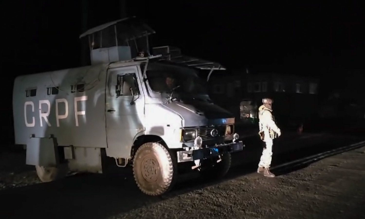 Doctor, 5 labourers killed in terror attack in J&Ks Ganderbal Doctor, 5 labourers killed in terror attack in J&Ks Ganderbal