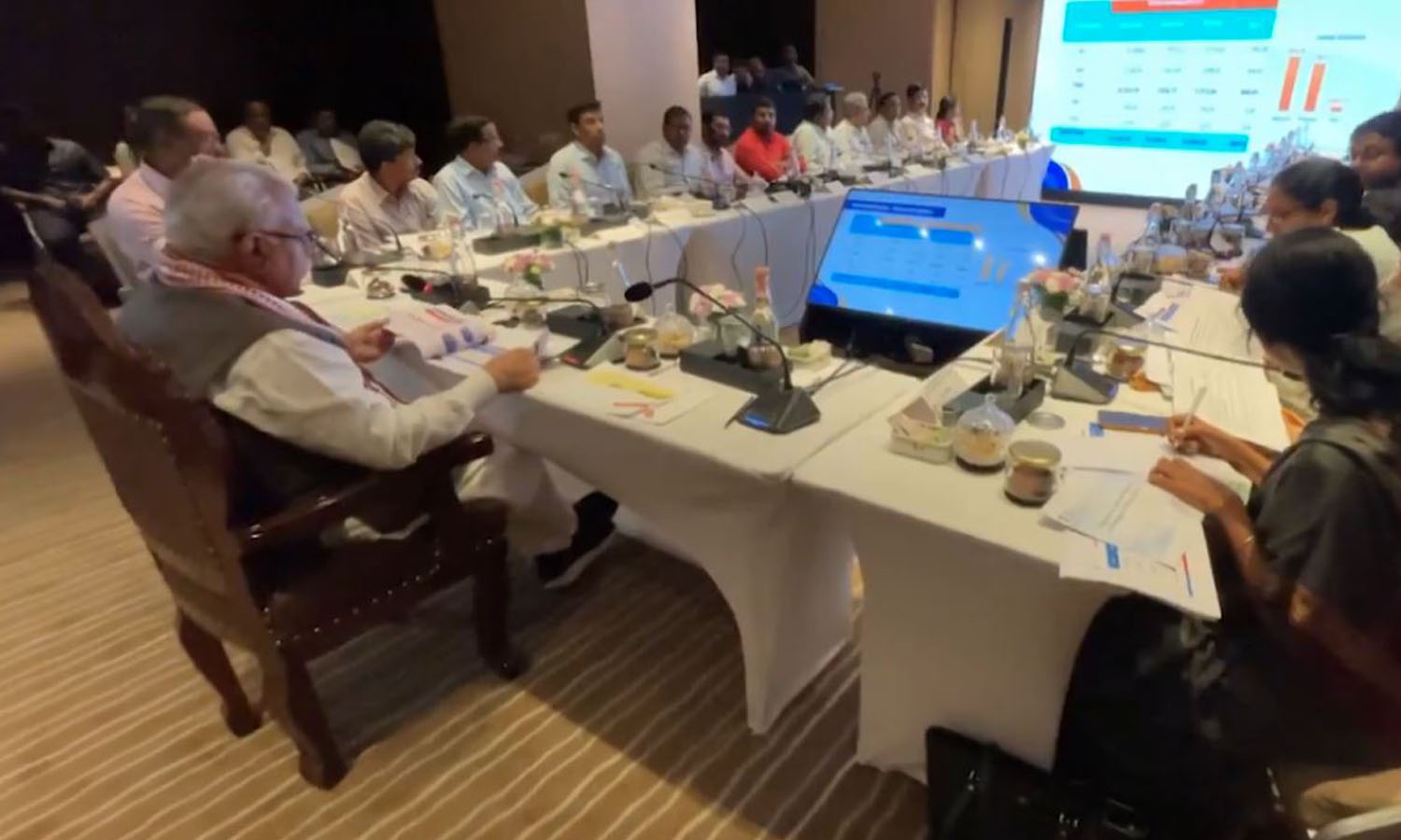 TN wants to delink smart meters and prepaid system: Union Min Manohar Lal TN wants to delink smart meters and prepaid system: Union Min Manohar Lal