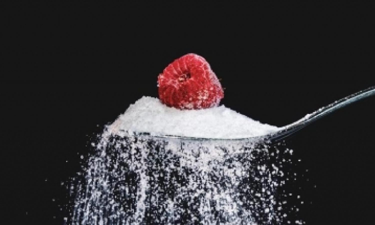 Limiting sugar consumption early can prevent chronic disease in midlife: Study