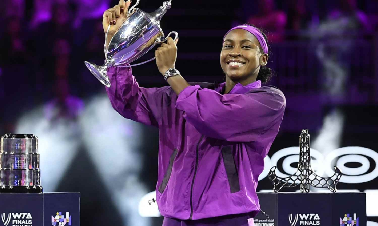 Coco Gauff wins WTA Finals for the first time by rallying to beat Zheng Qinwen