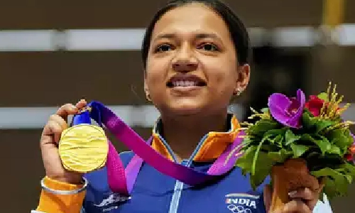 Shooters Aishwary, Samra disappoint as little-known Rameshbhai clinches silver