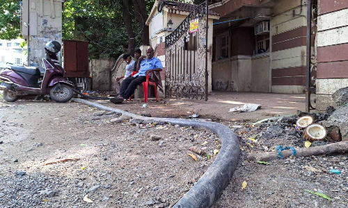 Chennai Citizen Connect: EB cable discarded near Vepery apartment poses danger to all
