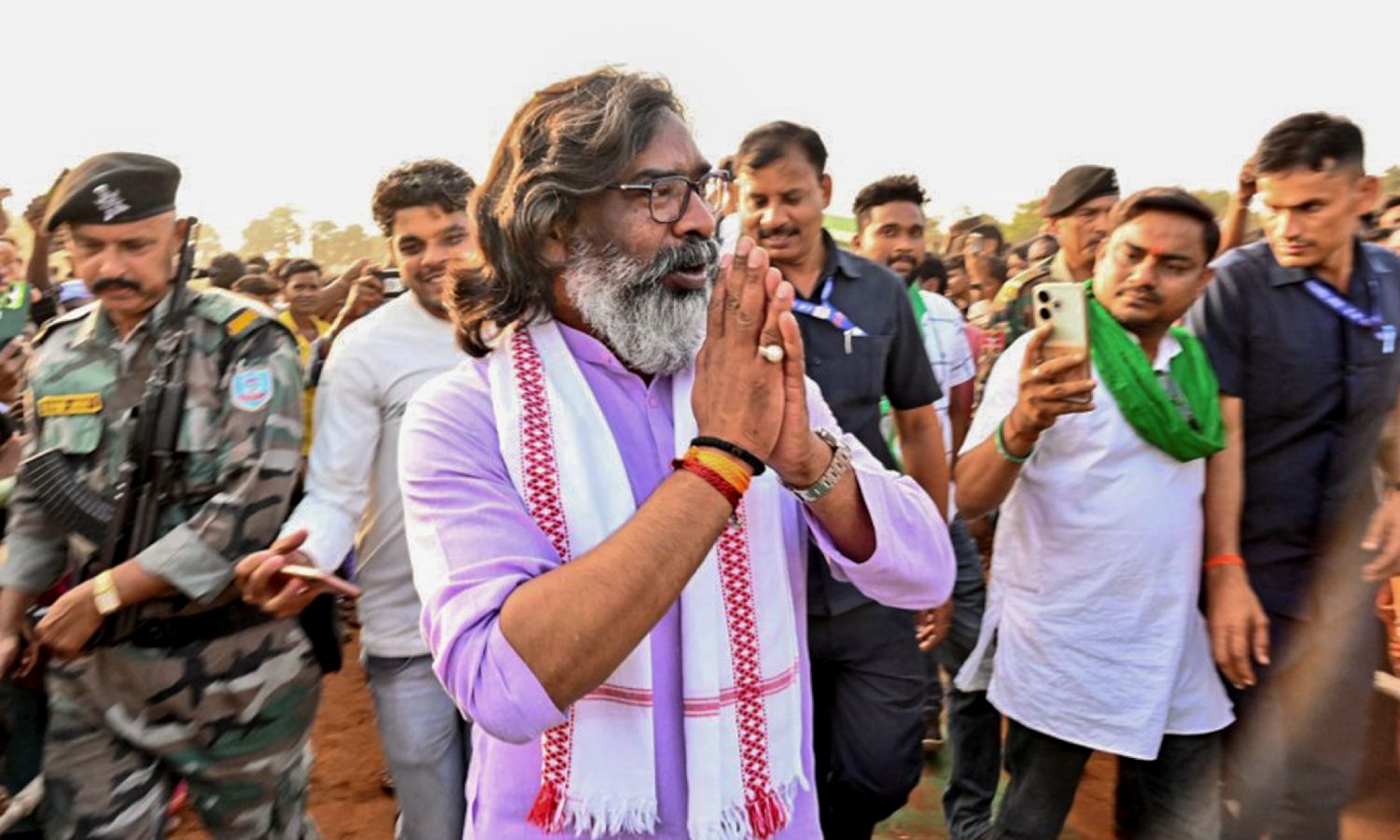 BJP like ‘fish out of water’ in Jharkhand, desperate for power: Soren BJP like ‘fish out of water’ in Jharkhand, desperate for power: Soren