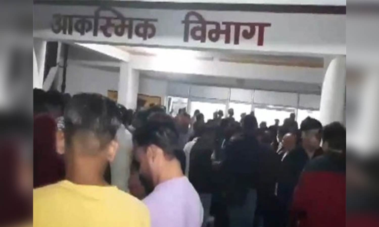 10 children dead, 16 battle for life after fire at Jhansi medical college