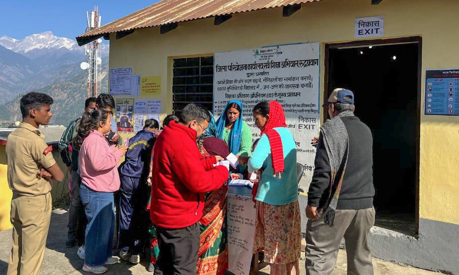 Uttarakhand bypoll: 56.78 per cent voter turnout in Kedarnath till 5 pm Uttarakhand bypoll: 56.78 per cent voter turnout in Kedarnath till 5 pm