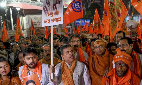 Protests across West Bengal over situation in Bangladesh, Dhakai sarees torched