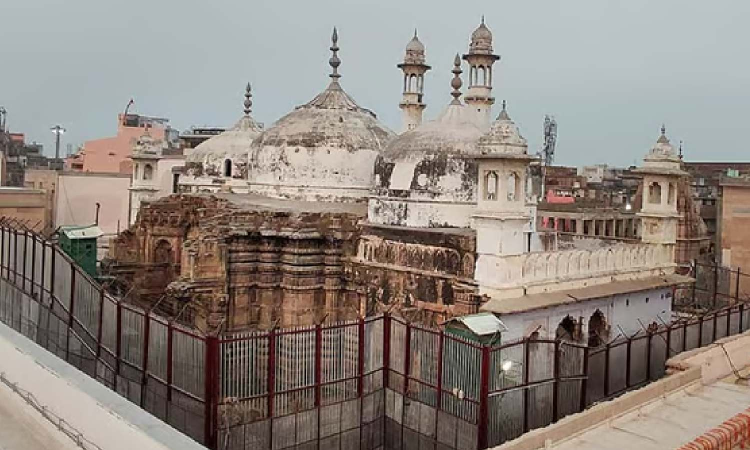 SC should put a stop to lawsuits seeking survey of mosques: CPI(M) SC should put a stop to lawsuits seeking survey of mosques: CPI(M)