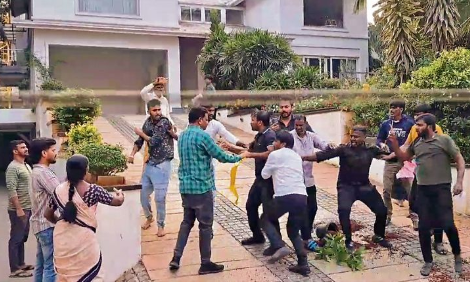 Security stepped up at actor Allu Arjuns home following vandalism; BRS attacks Cong govt Security stepped up at actor Allu Arjuns home following vandalism; BRS attacks Cong govt