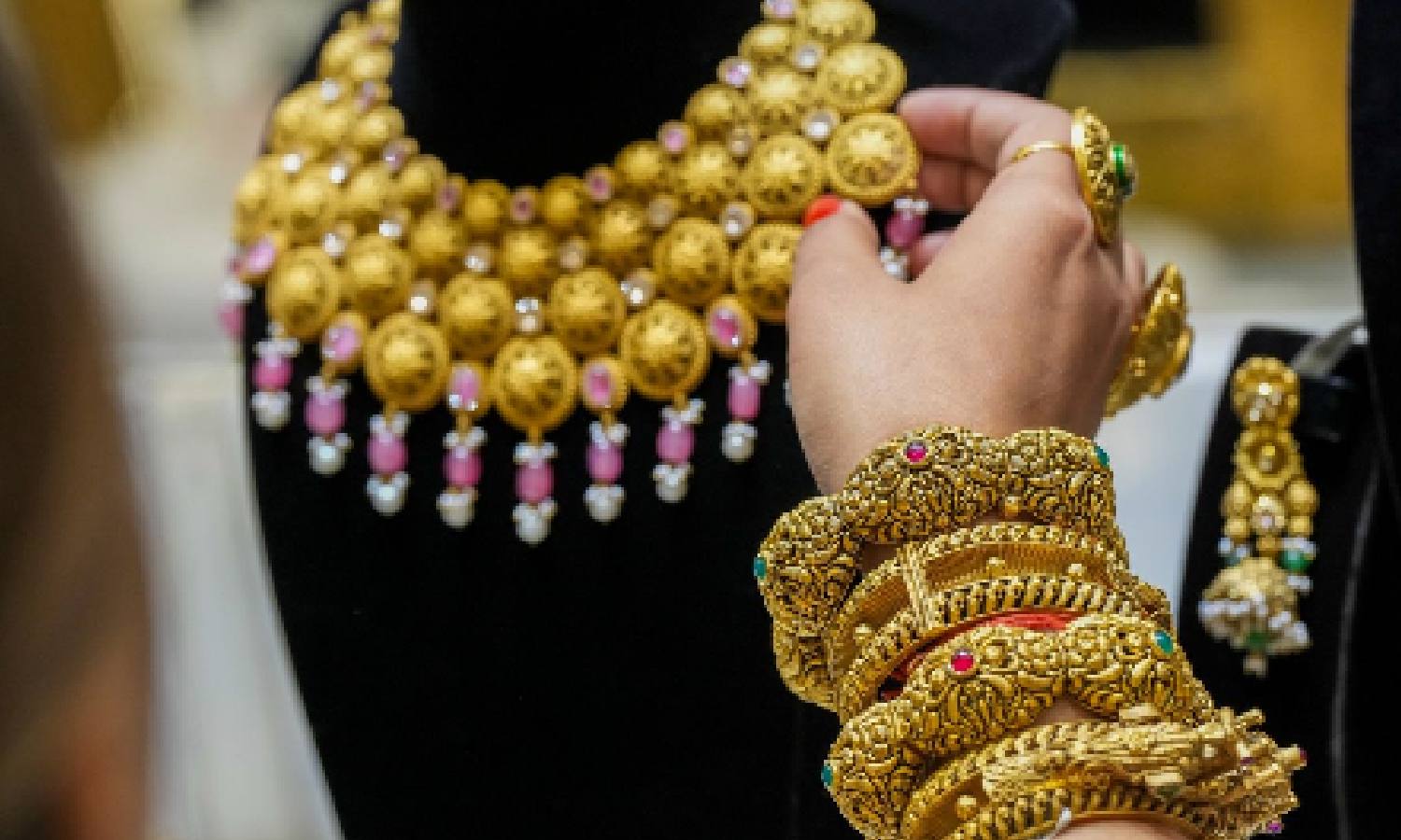 Gold jumps Rs 350 to Rs 79,200 per 10 gm; silver surges Rs 900