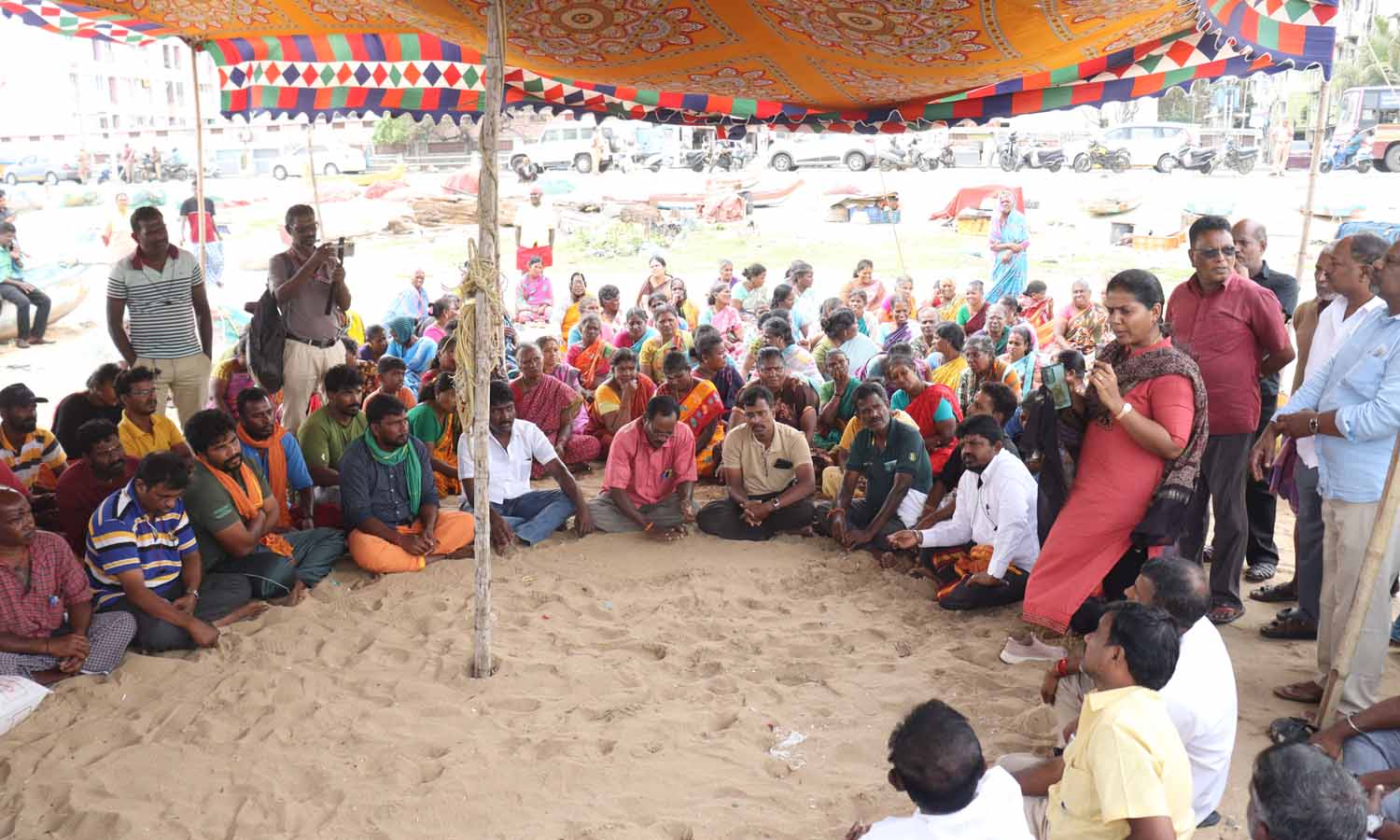 Fisherfolk protest against GCC’s plan to turn Marina Beach into tourist spot Fisherfolk protest against GCC’s plan to turn Marina Beach into tourist spot