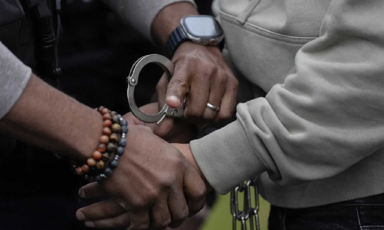 Trump wants mass deportations. A ride-along with immigration officers shows the challenges Trump wants mass deportations. A ride-along with immigration officers shows the challenges