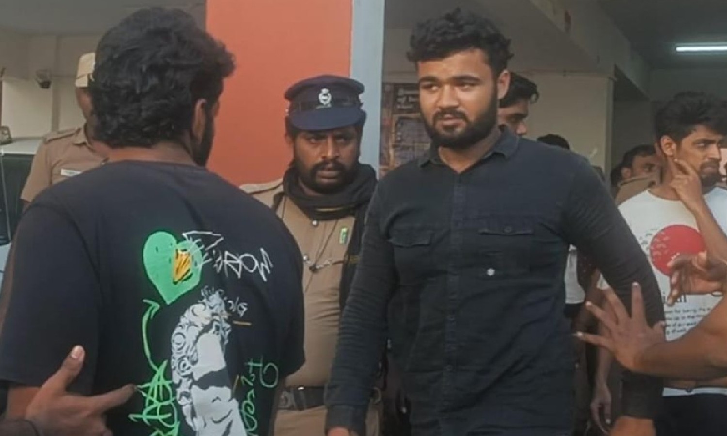 Special Chennai court dismisses bail plea of actor Mansoor Ali Khans son Special Chennai court dismisses bail plea of actor Mansoor Ali Khans son
