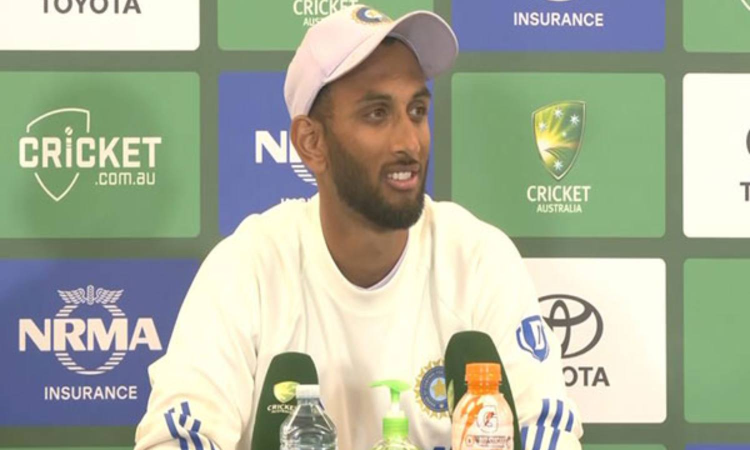 Bumrah had back spasm, medical team monitoring him: Prasidh Krishna