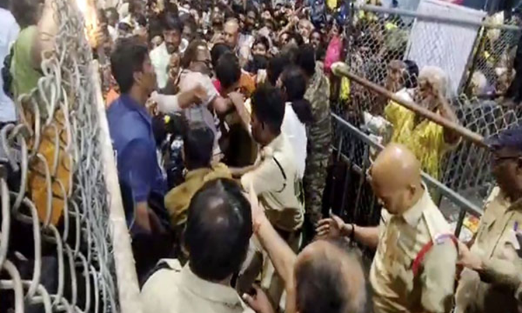 For five minutes we thought all of us were were dead, says Tirupati stampede survivor