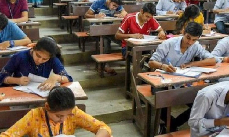 J’khand principal orders 80 schoolgirls to remove shirts for writing on them; probe initiated