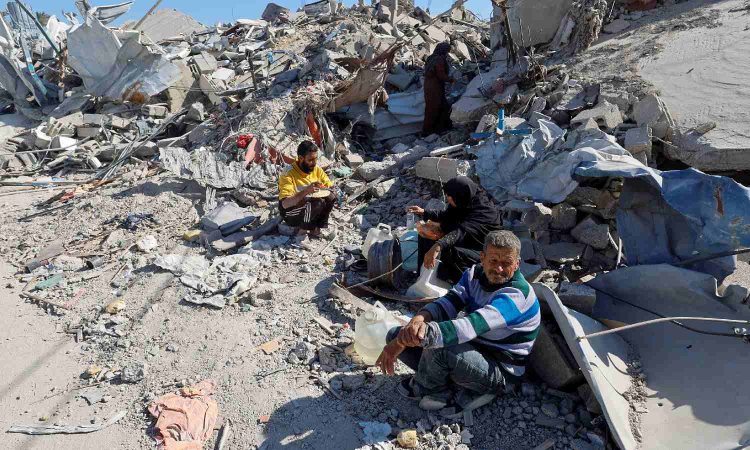Ceasefire doesn’t guarantee peaceful end to devastating war Ceasefire doesn’t guarantee peaceful end to devastating war