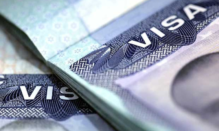 US lawmaker criticises policy for ageing-out children of H-1B visa holders US lawmaker criticises policy for ageing-out children of H-1B visa holders