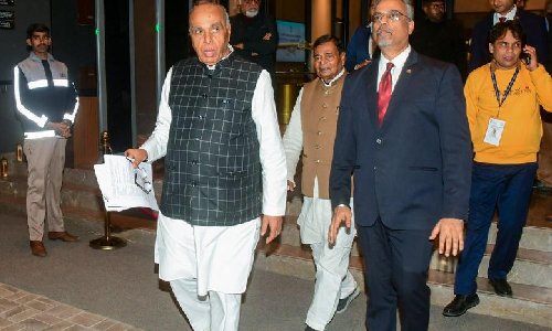 Par panel says non-Muslims can be party to Waqf matters, makes concessions for 2 Shia sects