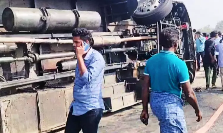 Two killed, over 20 injured as private bus topples in Tirupur Two killed, over 20 injured as private bus topples in Tirupur
