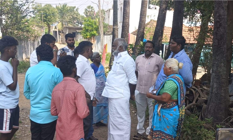 Agitating locals block MLAs path, demand better bus services in Ponneri-Minjur region Agitating locals block MLAs path, demand better bus services in Ponneri-Minjur region