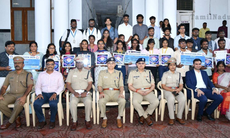 RMK College wins TN police hackathon RMK College wins TN police hackathon