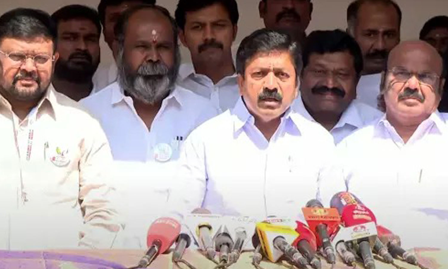 ECI has no authority to interfere in party matters: Former Minister C Ve Shanmugam ECI has no authority to interfere in party matters: Former Minister C Ve Shanmugam