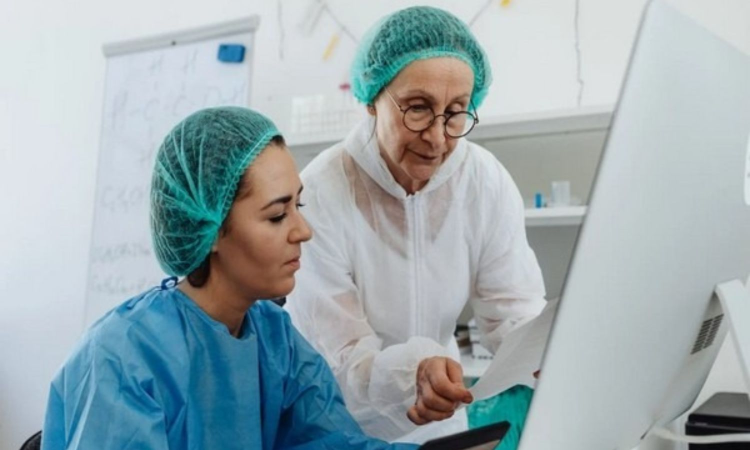 Intestinal-womb connection successfully repaired through innovative endoscopic surgery