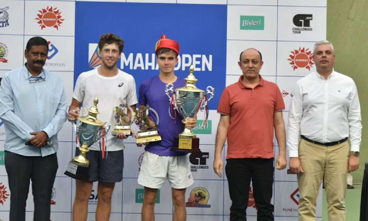 Dalibor Svrcina wins singles title in Maha Open ATP Challenger Dalibor Svrcina wins singles title in Maha Open ATP Challenger