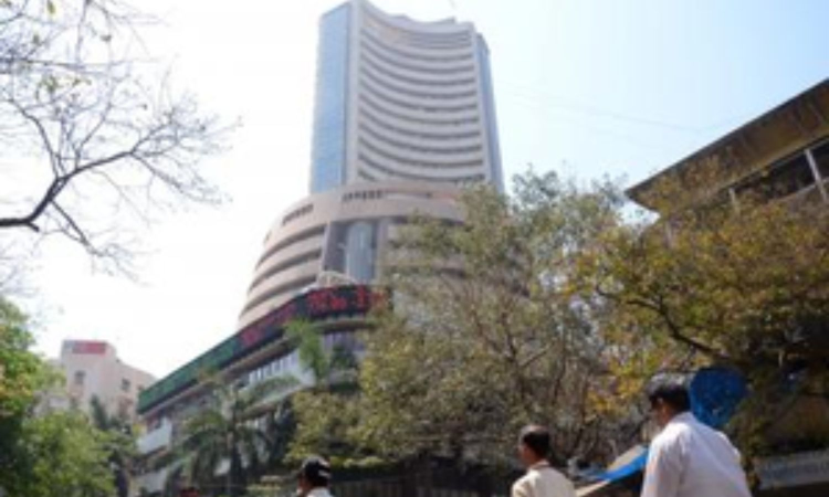 Indian stock market ends flat, smallcap stocks extend rally Indian stock market ends flat, smallcap stocks extend rally