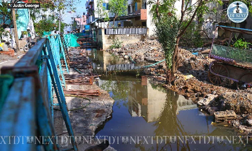 Close shave for 3-yr-old child who fell into under-construction SWD in Thoraipakkam