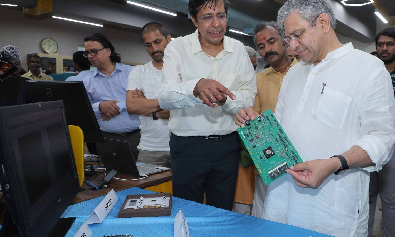 I’m just a message away, Minister Vaishnaw tells IIT-M’s Hyperloop team