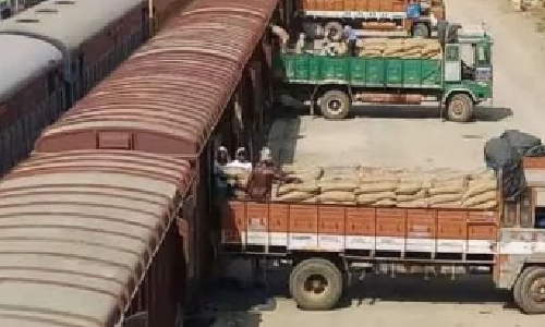 Railways freight movement shoots up to 1.47 million tonnes in April-Feb