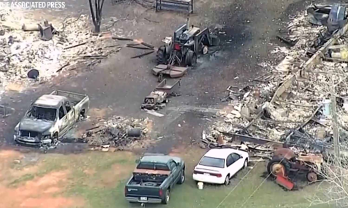 At least 32 dead in massive US storm after new fatalities reported in Kansas, Mississippi At least 32 dead in massive US storm after new fatalities reported in Kansas, Mississippi