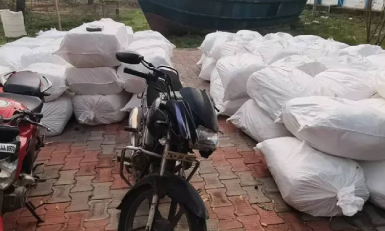 Q branch cops seize Rs 1 crore worth beedi leaves being smuggled to Sri Lanka