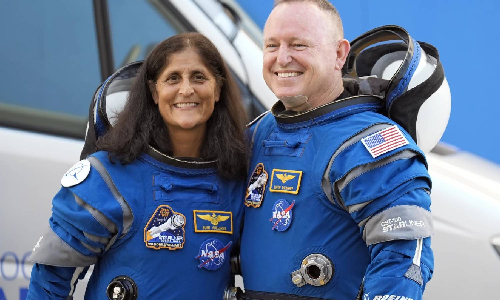 NASAs stuck astronauts finally on their way back to Earth after 9 months in space NASAs stuck astronauts finally on their way back to Earth after 9 months in space