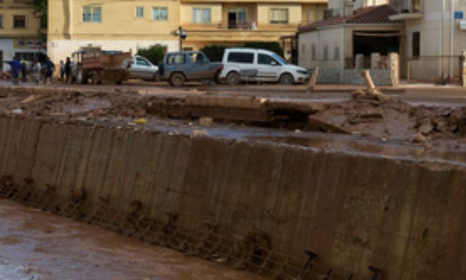 Heavy rain leaves two dead in southern Spain
