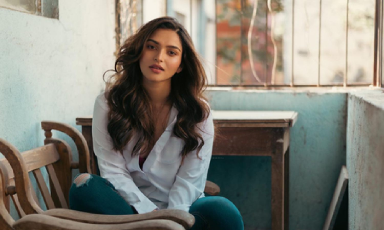 Kayadu Lohar to play the leading lady in STR 49