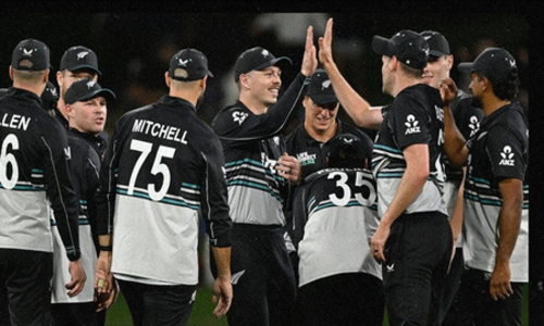 New Zealand beats Pakistan by 73 runs in the 1st one-day cricket international