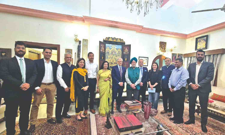 Gates, Kant, Puri... a meeting with heavyweights to cherish