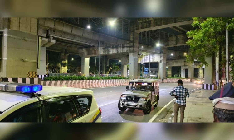 Chennai: Two college students die in road accident while returning from IPL match Chennai: Two college students die in road accident while returning from IPL match