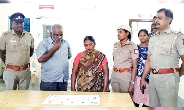 Couple drug women travellers to loot valuables, arrested in Chennai Couple drug women travellers to loot valuables, arrested in Chennai