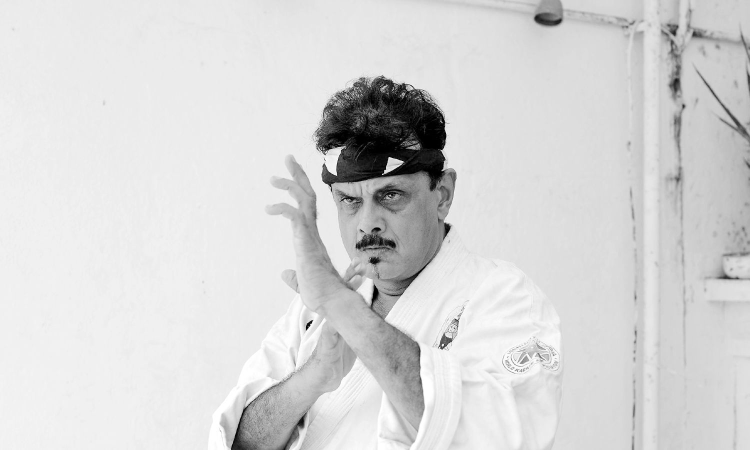 Remembering Shihan Hussaini: Actor, karate coach, and man who painted Jayalalithaas portrait with his blood Remembering Shihan Hussaini: Actor, karate coach, and man who painted Jayalalithaas portrait with his blood